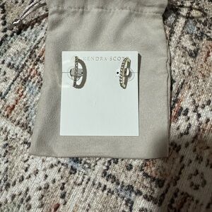 Kendra Scott Adeline Ear Cuff Gold Earrings with Dust Bag